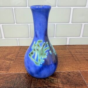 VTG Earthworks Barbados Studio Art Pottery Slender Bud Vase (2006)
